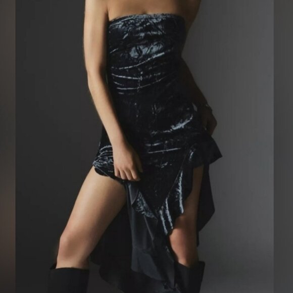 NWT URBAN OUTFITTERS SILENCE + NOISE LUNA VELVET MIDI DRESS BLACK GLAM MOODY - Picture 4 of 10